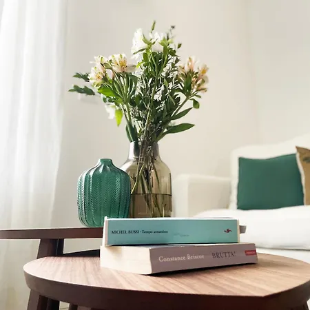 Cozy And Quiet In Isola District Appartement