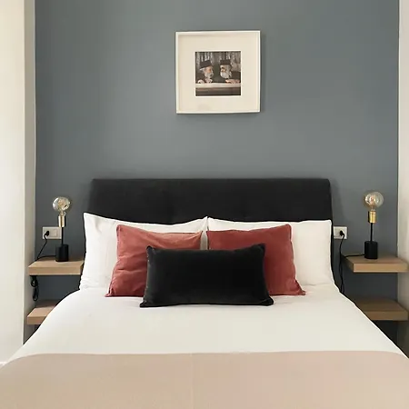 Cozy And Quiet In Isola District Milaan